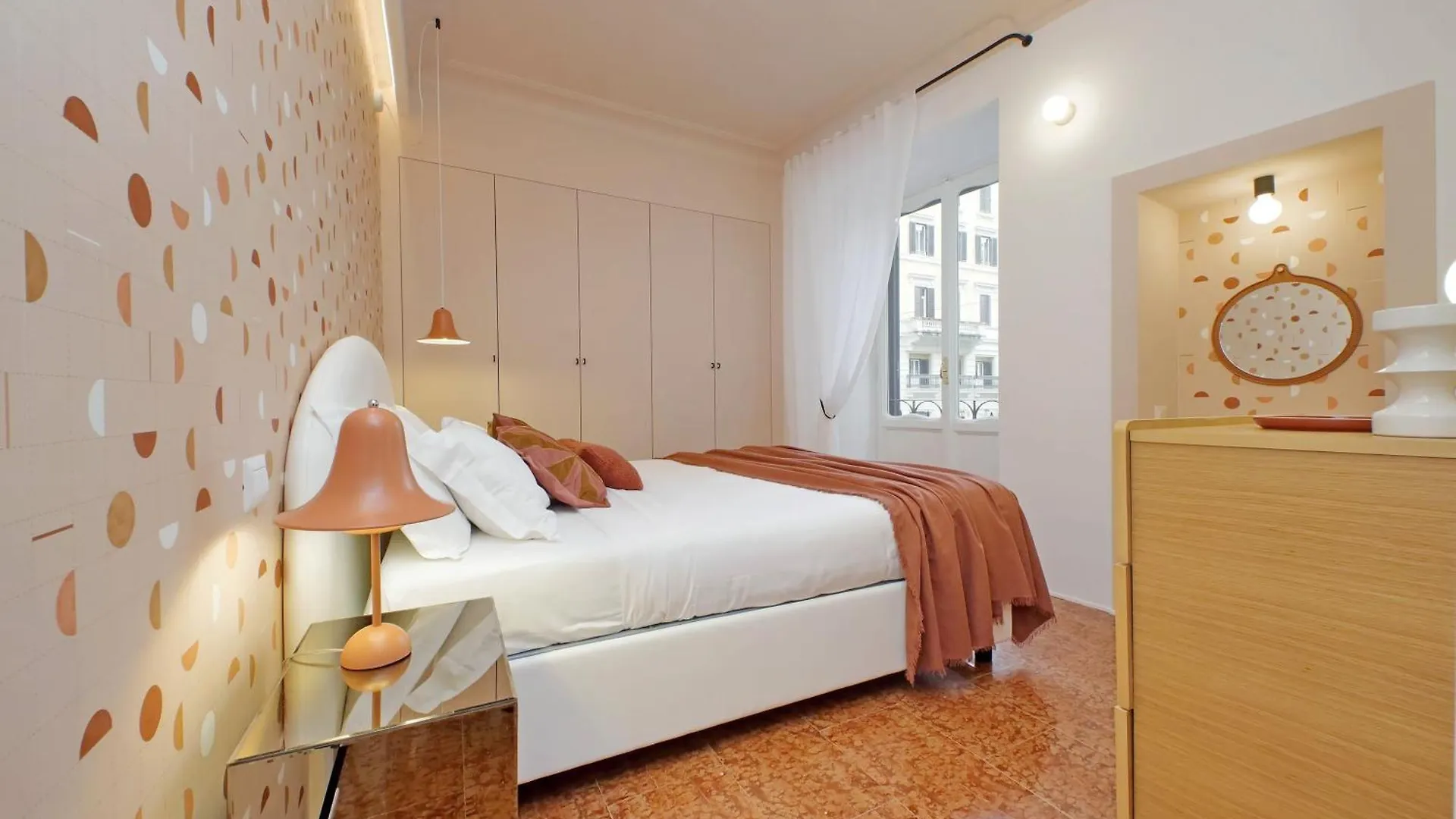 Apartment Ych-Lussuoso Appartamento Al Colosseo Rome