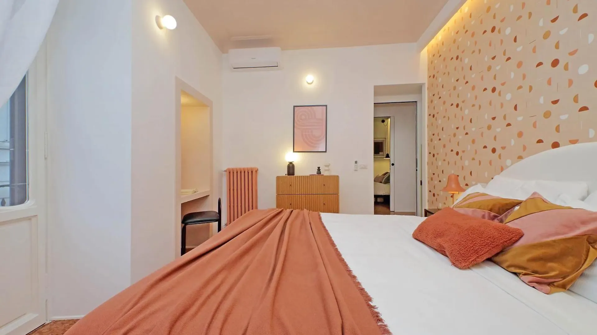 Ych-Lussuoso Appartamento Al Colosseo Rome Apartment